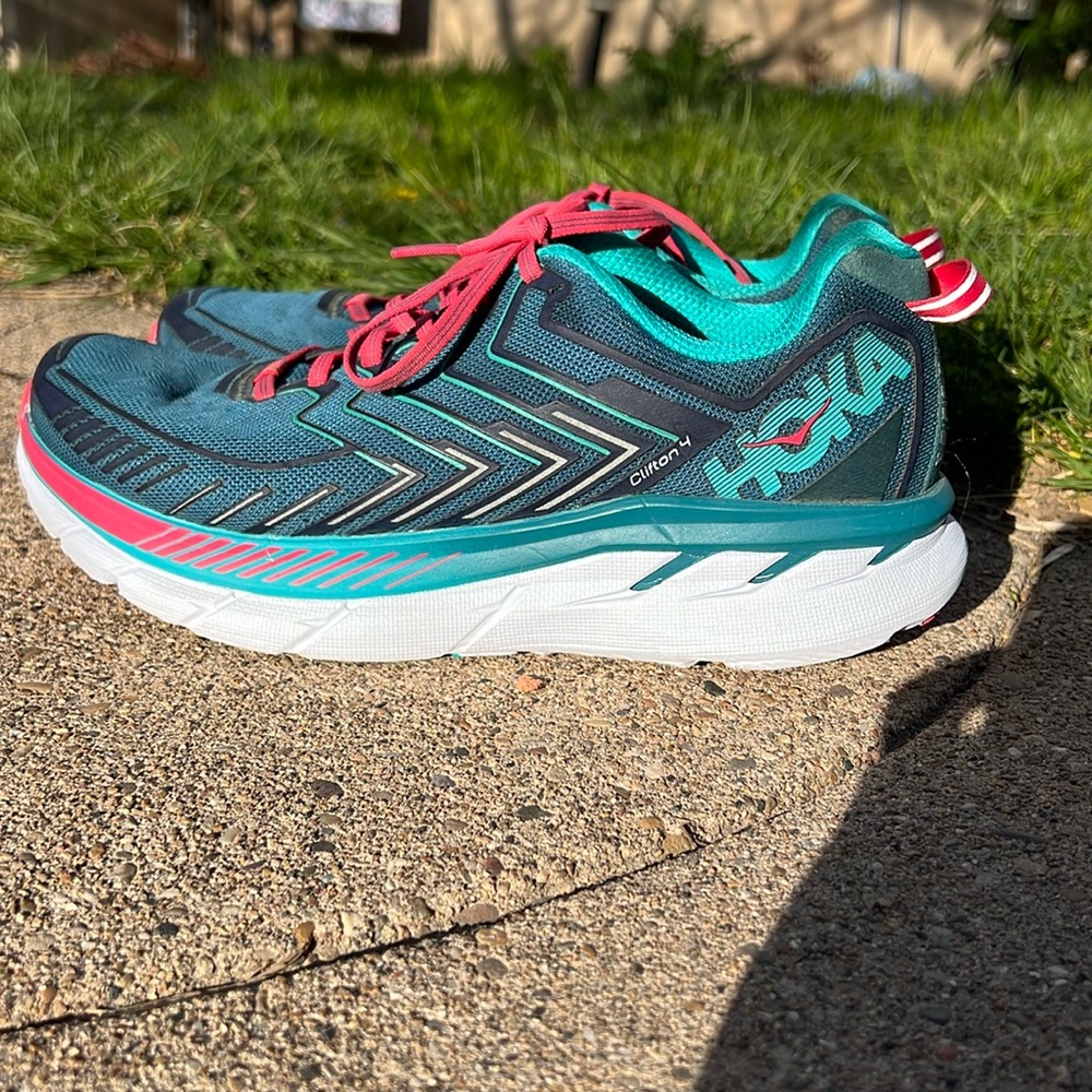 Hoka Clifton 4